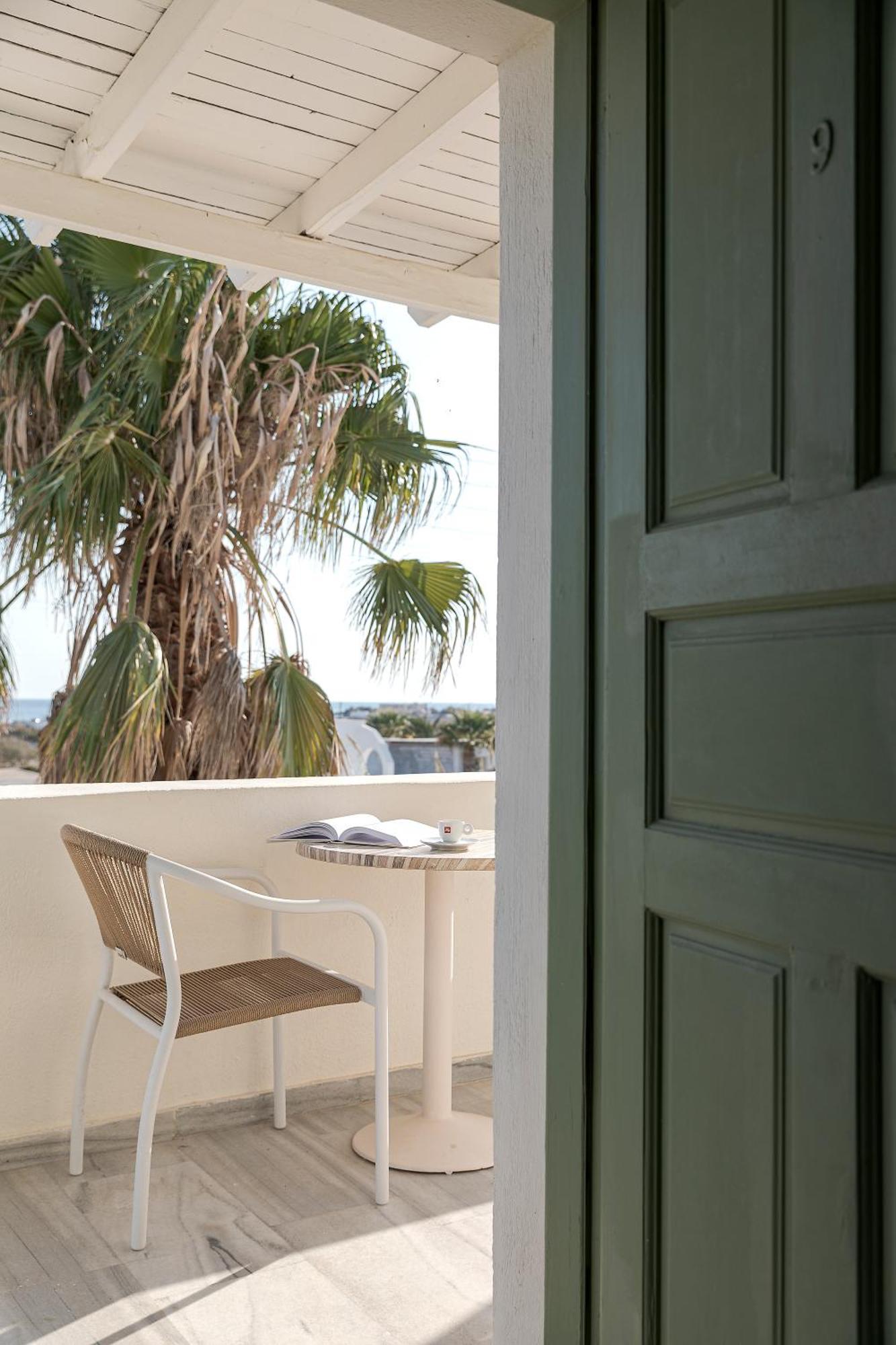 Aparthotel Ambeli Perivolos (Santorini)