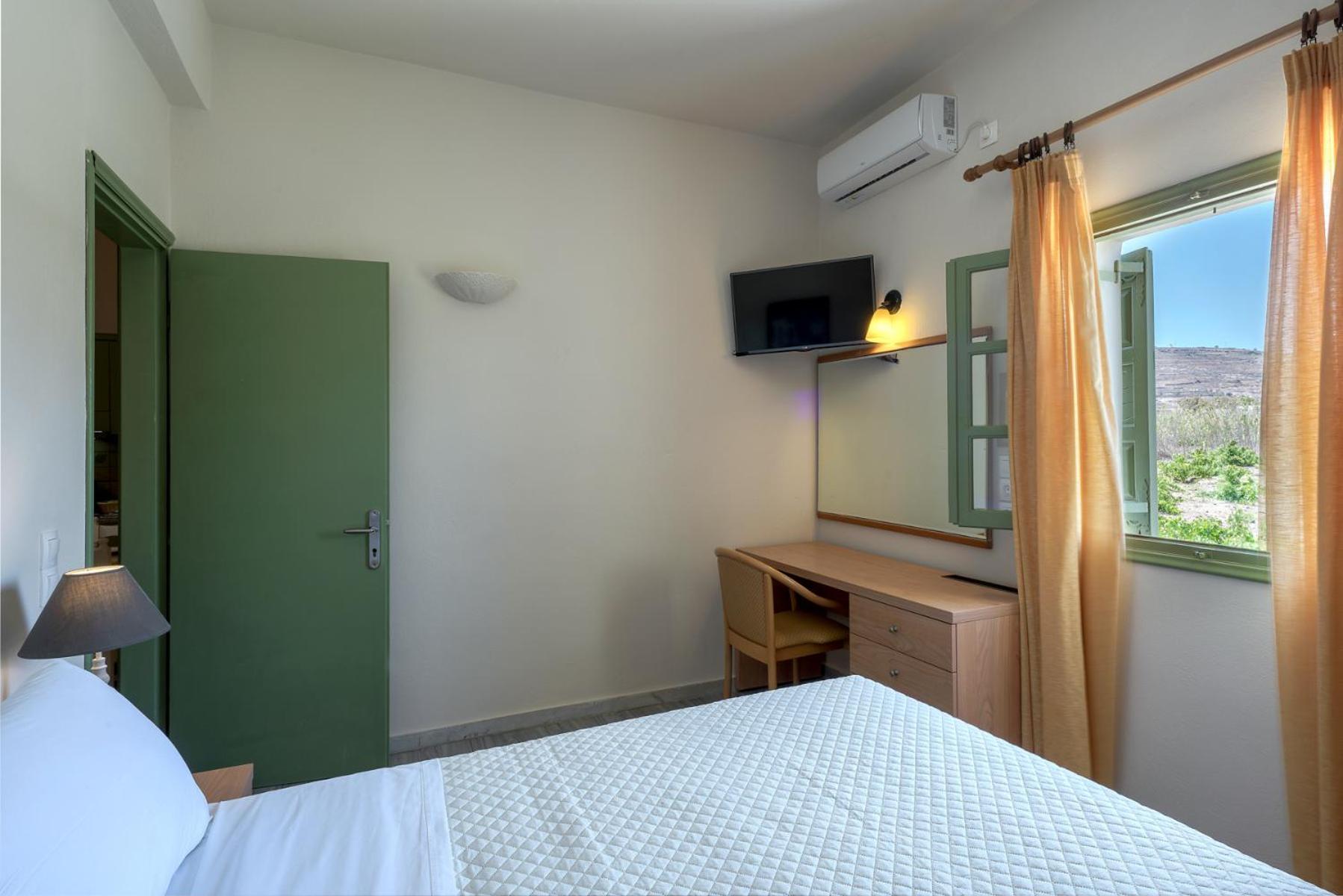 Ambeli Apartahotel